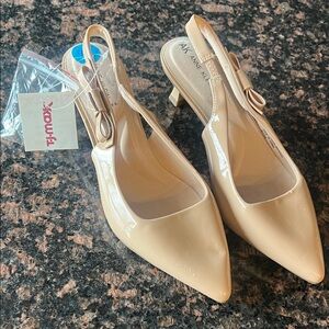 Anne Klein iflex Nude Slingback Heels size 7 1/2 New